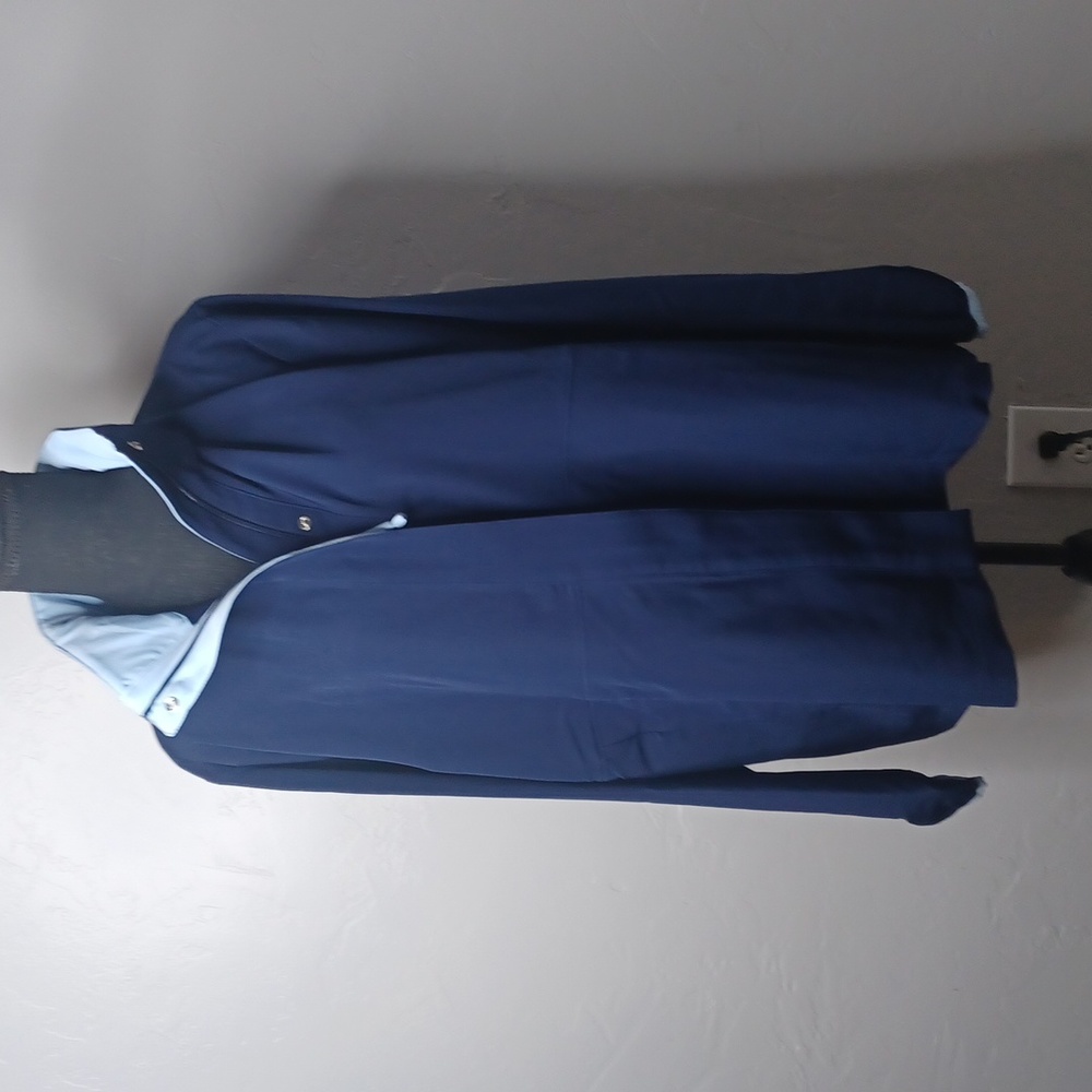 Woman's‎ Activewear Jacket
